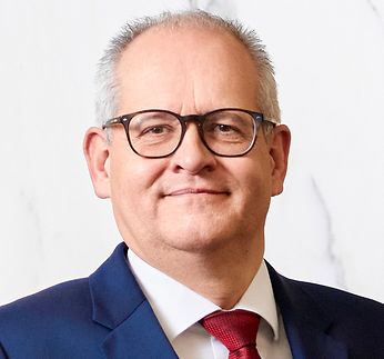 Neuer Inhalt Neuer Inhalt